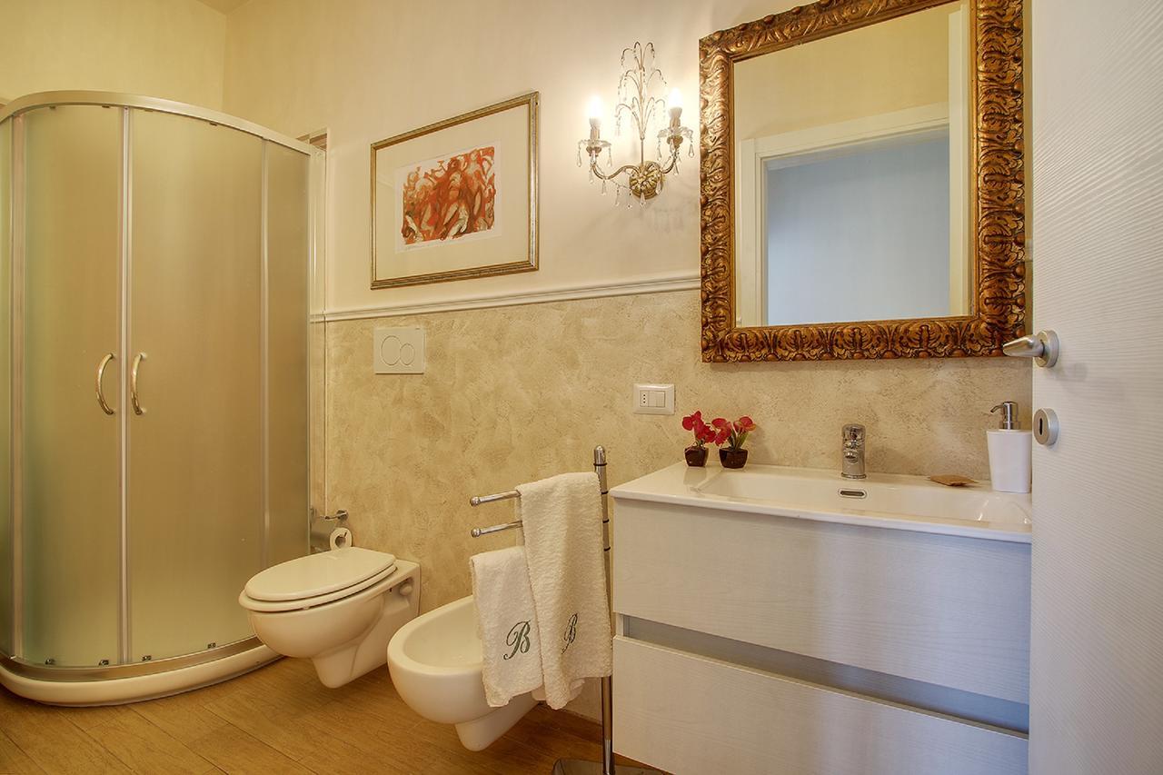 Apartament Lungarno Elegance Florencja Zewnętrze zdjęcie