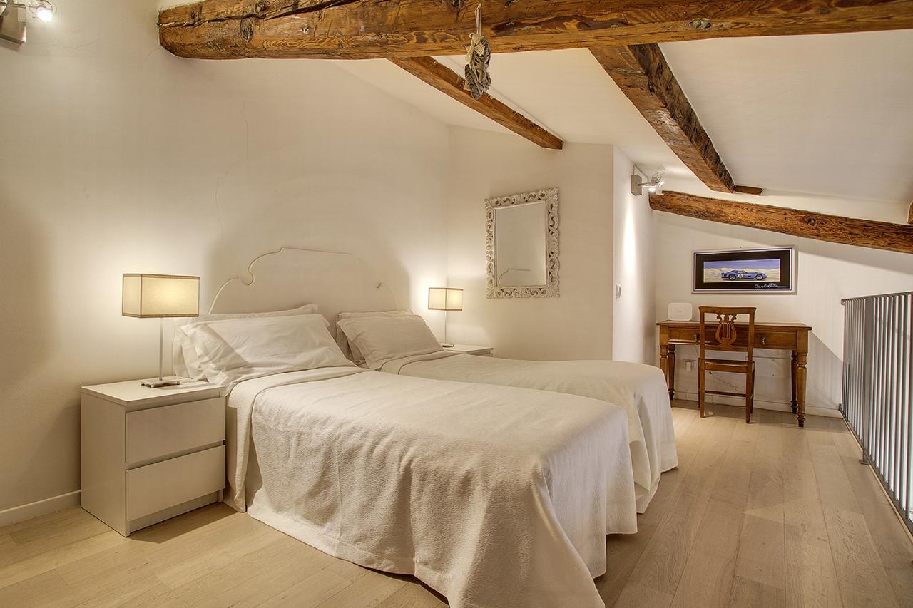 Apartament Lungarno Elegance Florencja Zewnętrze zdjęcie